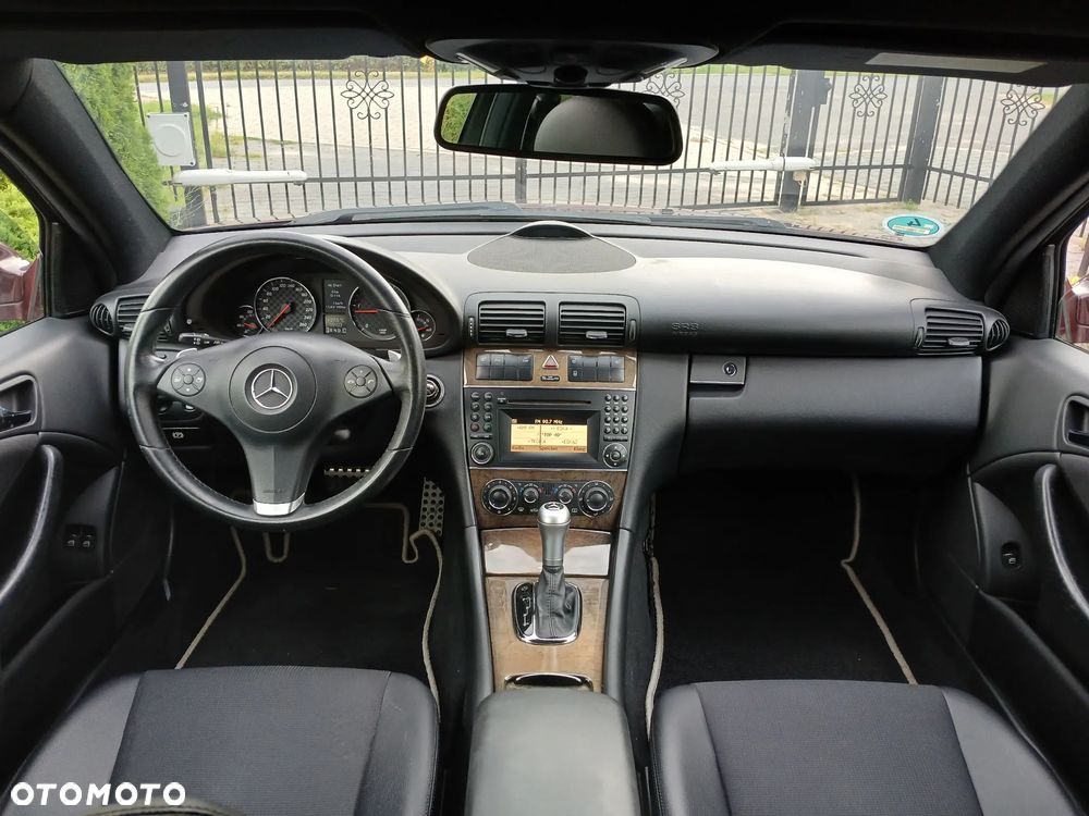 Mercedes-Benz CLC - 28