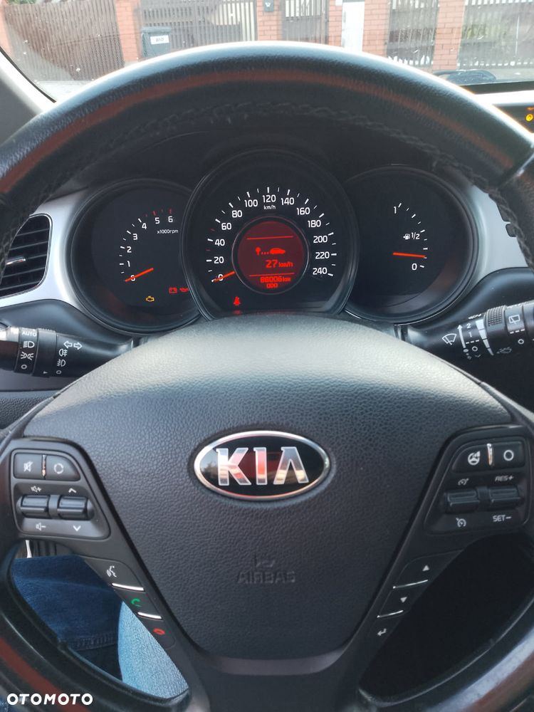 Kia Ceed 1.6 CRDi M - 6