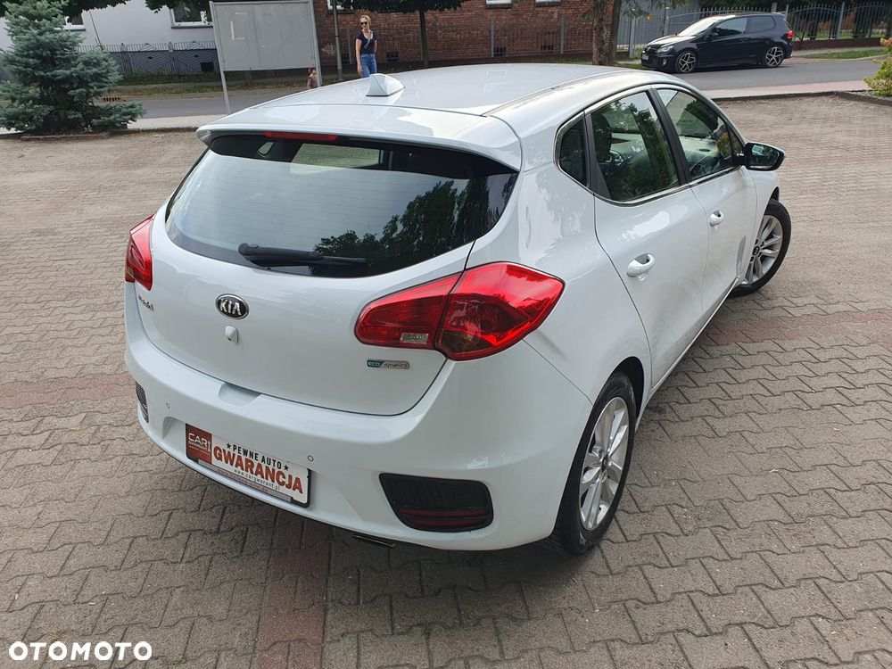Kia Ceed 1.6 GDI XL - 27