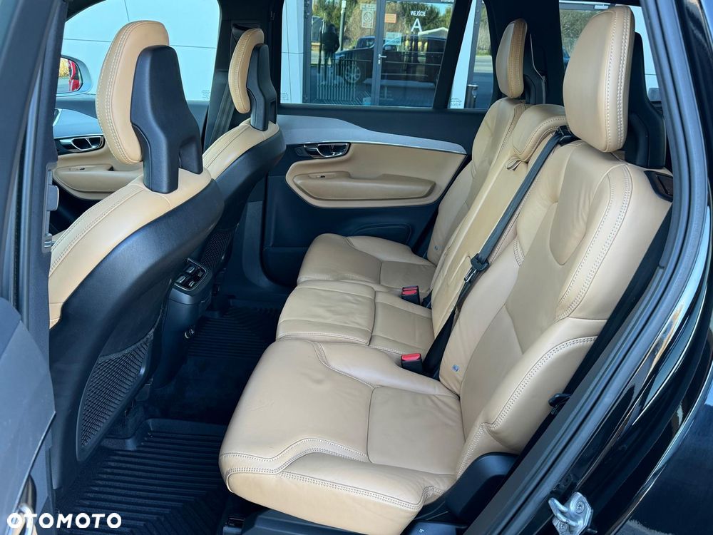 Volvo XC 90 D5 AWD Inscription 7os - 31