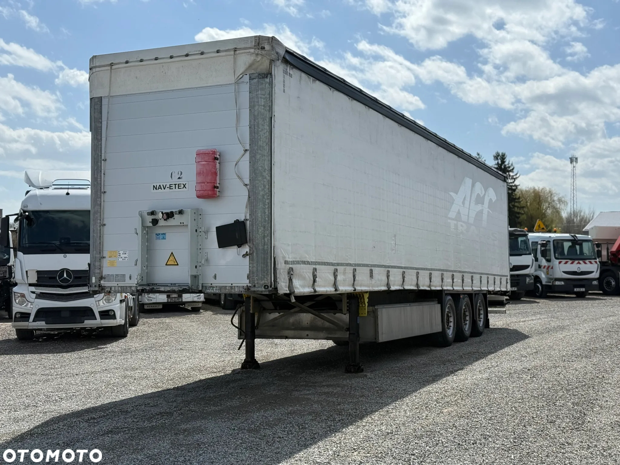 Schmitz Cargobull OSIE SCHMITZ PODNOSZONE OSIE - 4