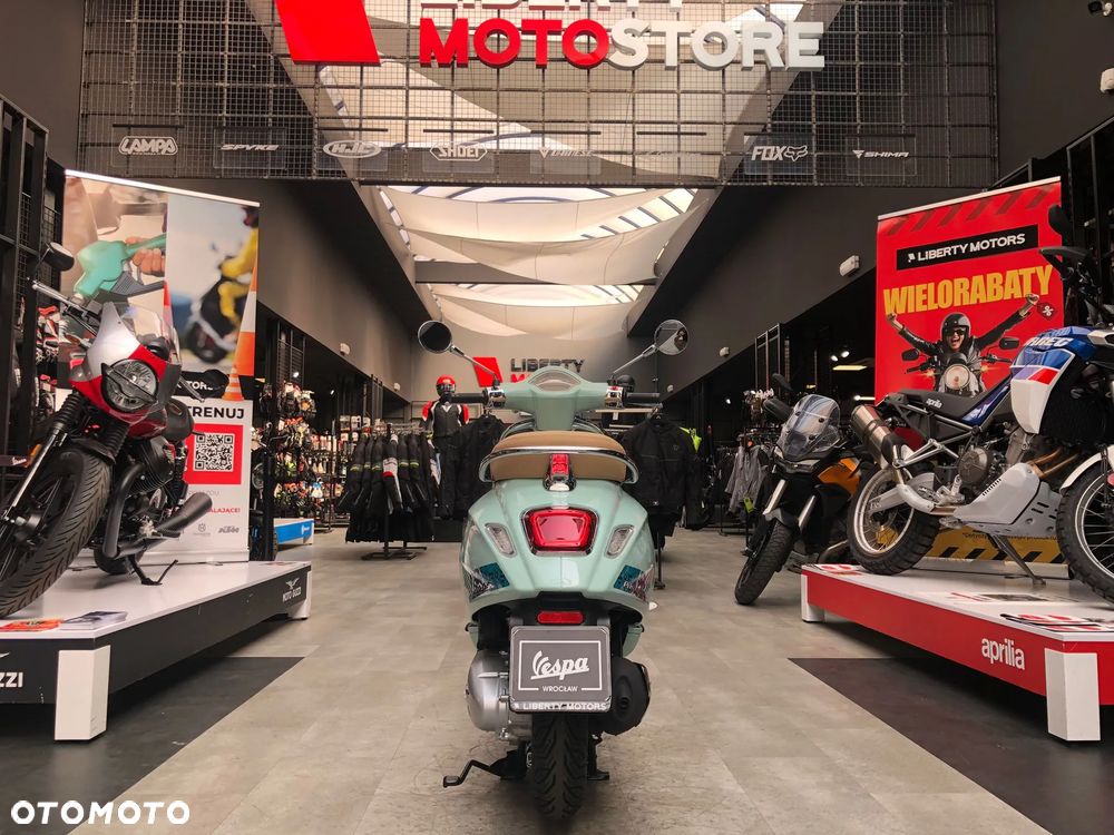 Vespa Primavera - 13