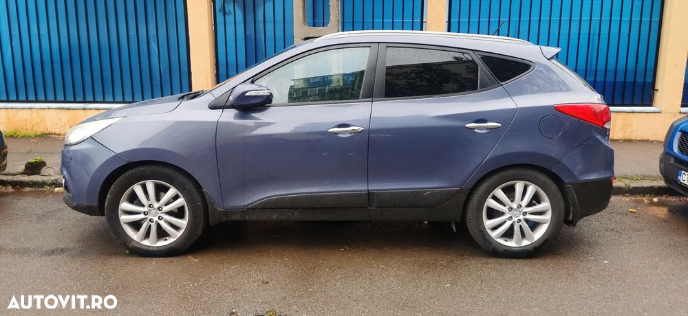 Hyundai ix35 2.0 CRDI 4WD Premium - 3