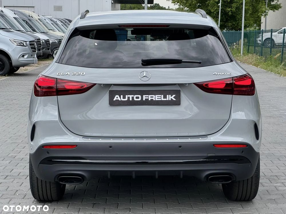 Mercedes-Benz GLA 220 mHEV 4-Matic AMG Line 8G-DCT - 8