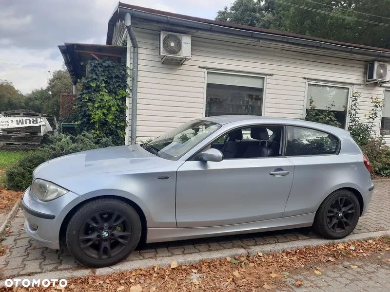 BMW Seria 1 - 1