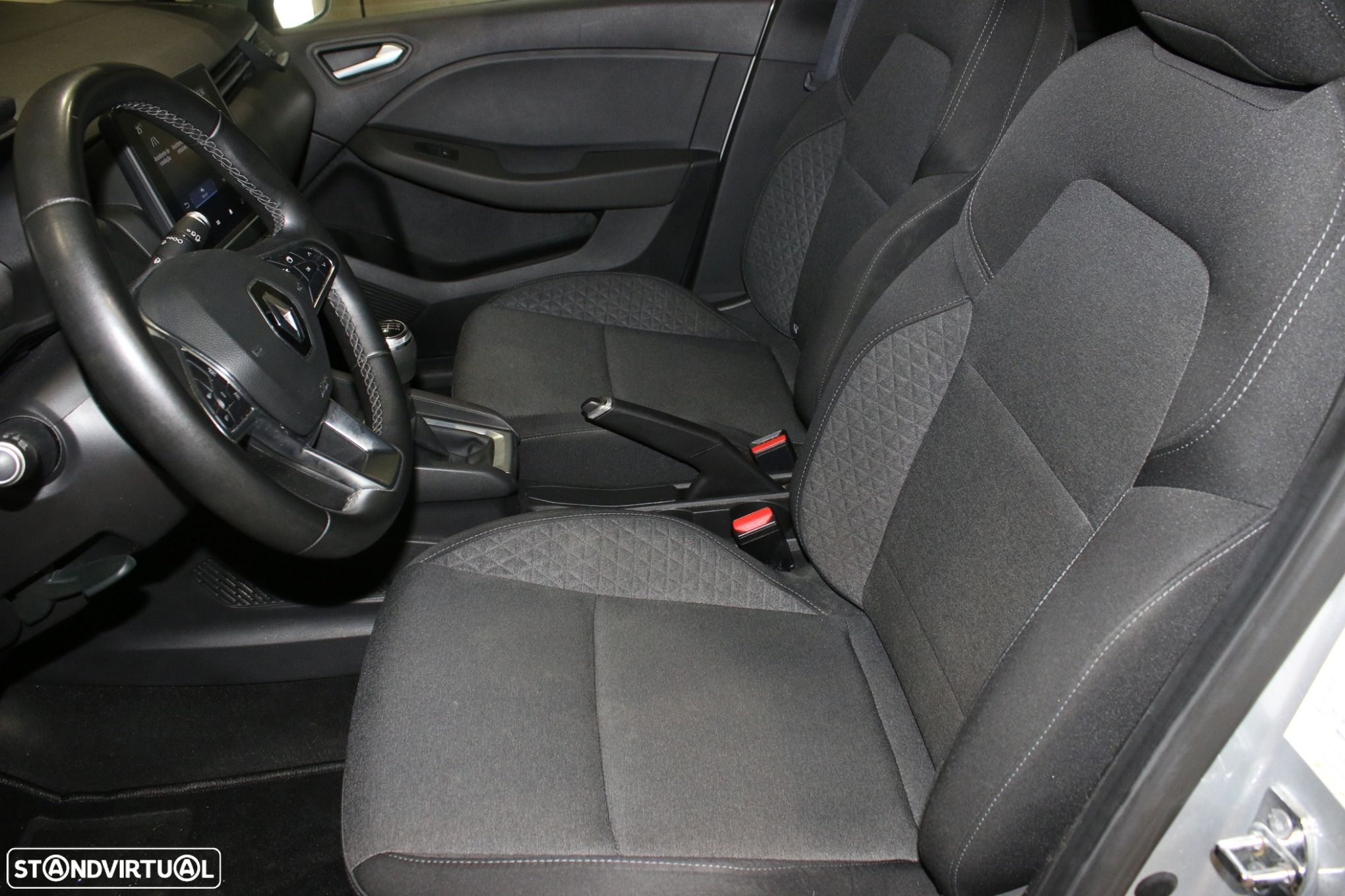 Renault Clio 1.0 TCe Zen - 35