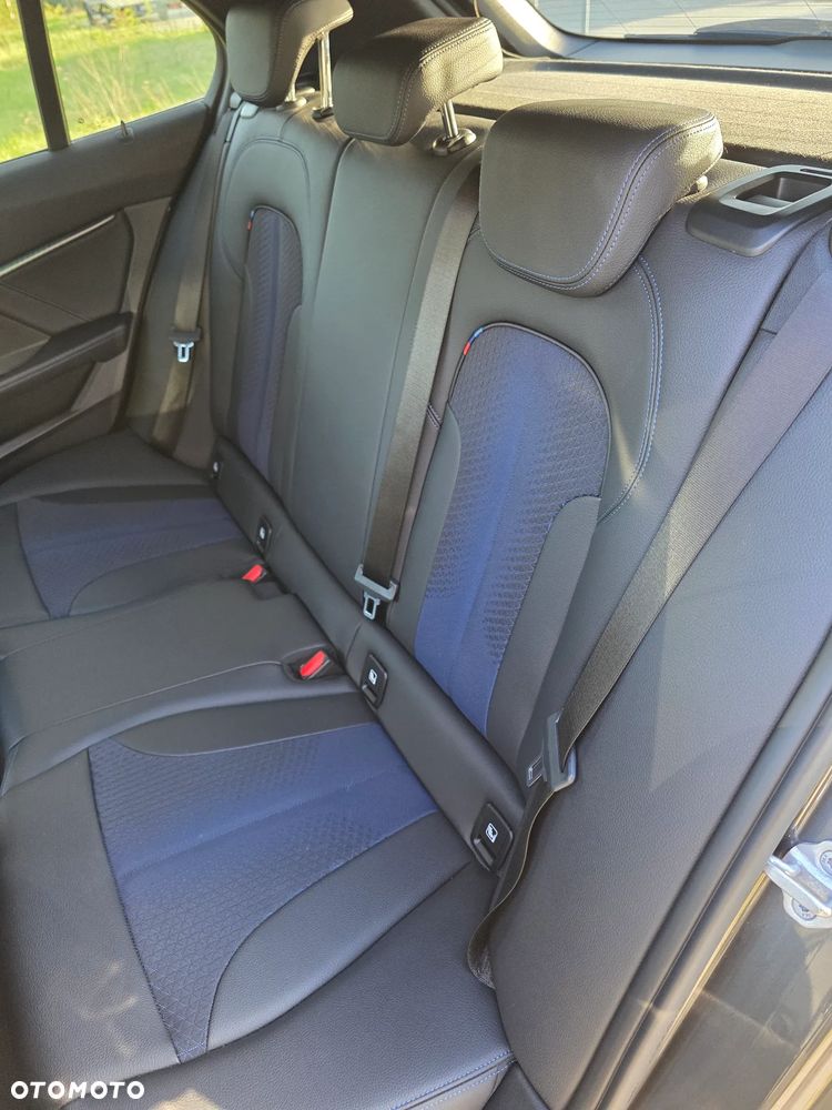 BMW Seria 1 118d Edition M Sport Shadow - 15