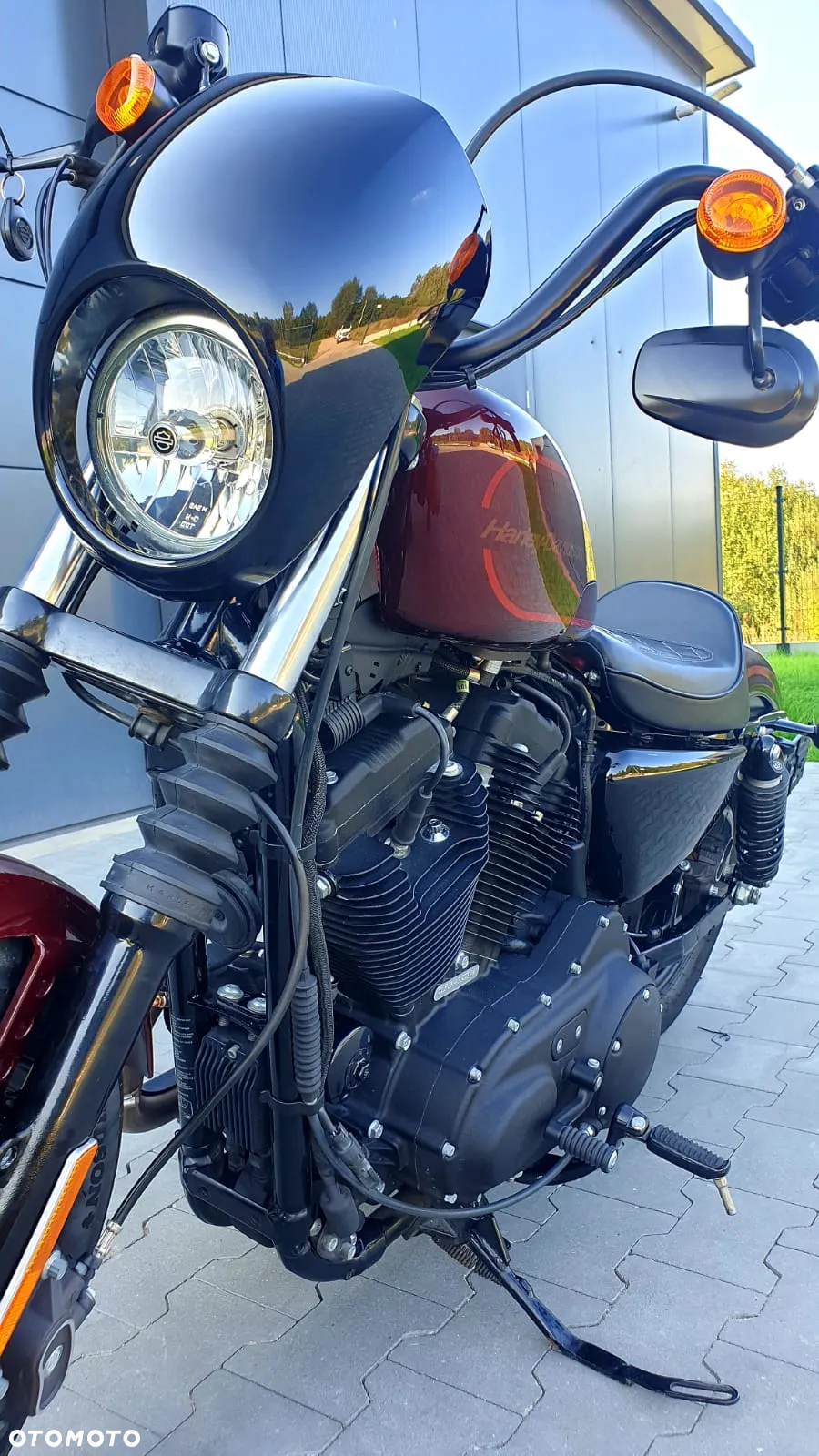 Harley-Davidson Sportster Iron 1200 - 12
