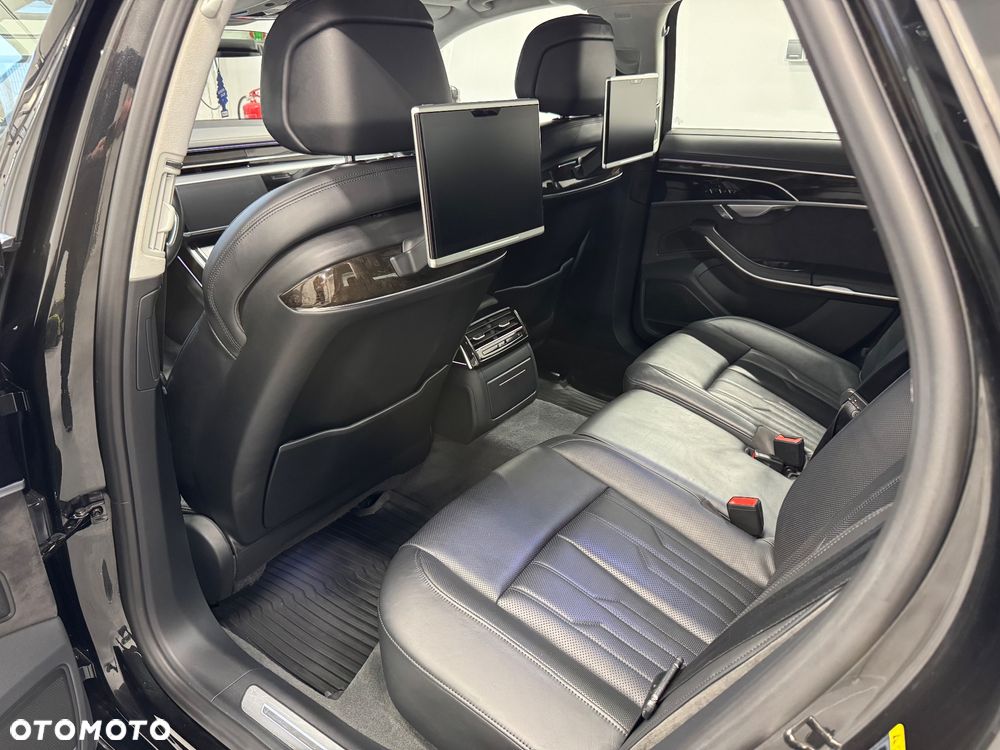 Audi A8 - 36