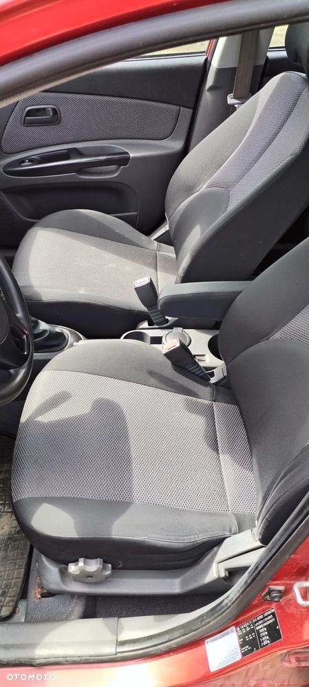Kia Rio 1.5 CRDi Comfort - 5