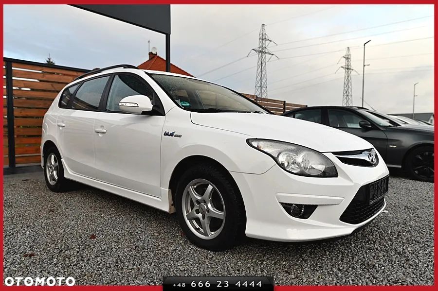 Hyundai i30 1.6 CRDI blue Comfort - 7