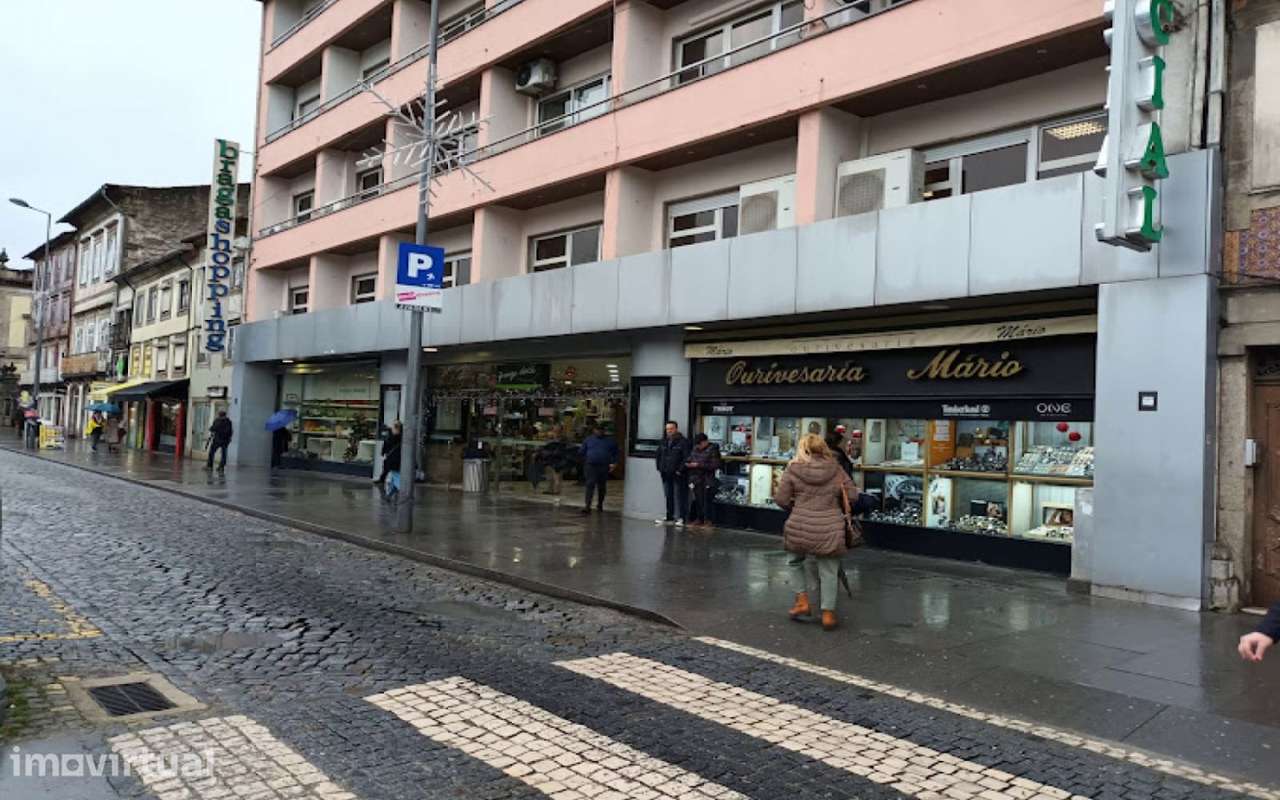 Loja no centro da cidade de Braga - Grande imagem: 4/21