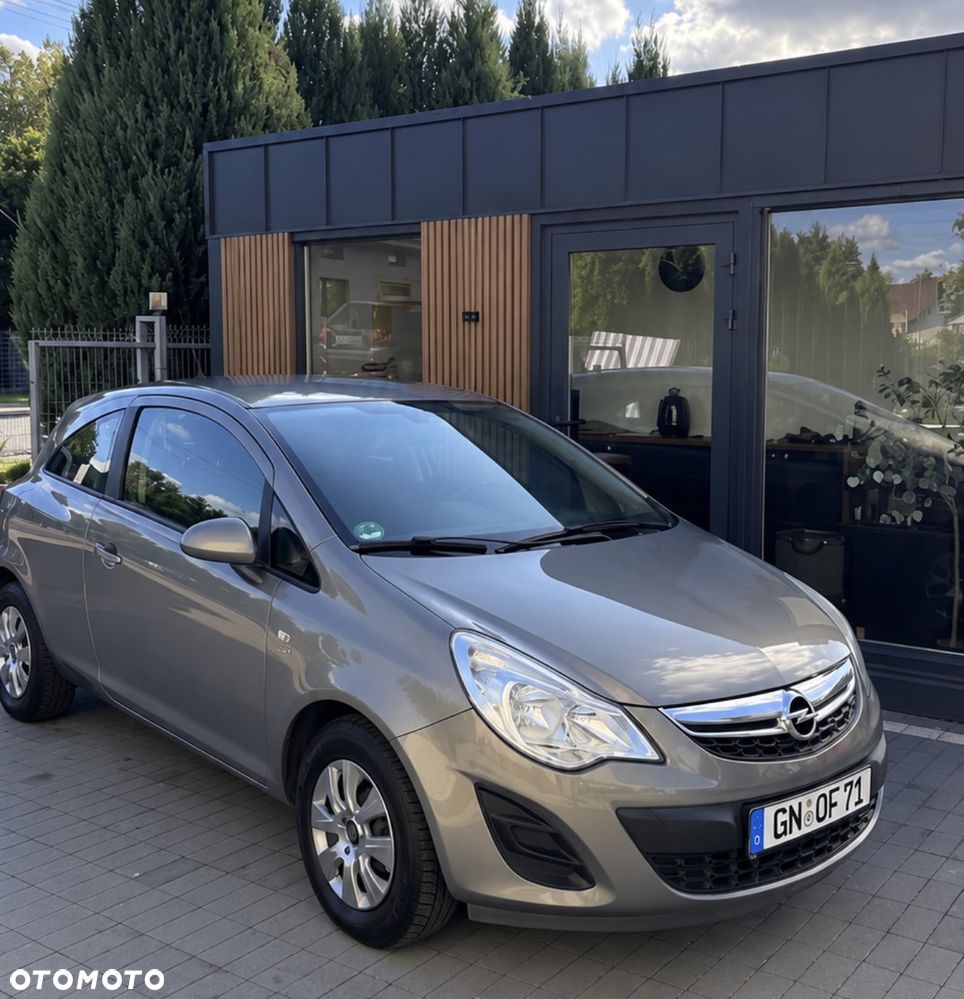 Opel Corsa 1.2 16V (ecoFLEX) Color Edition - 1