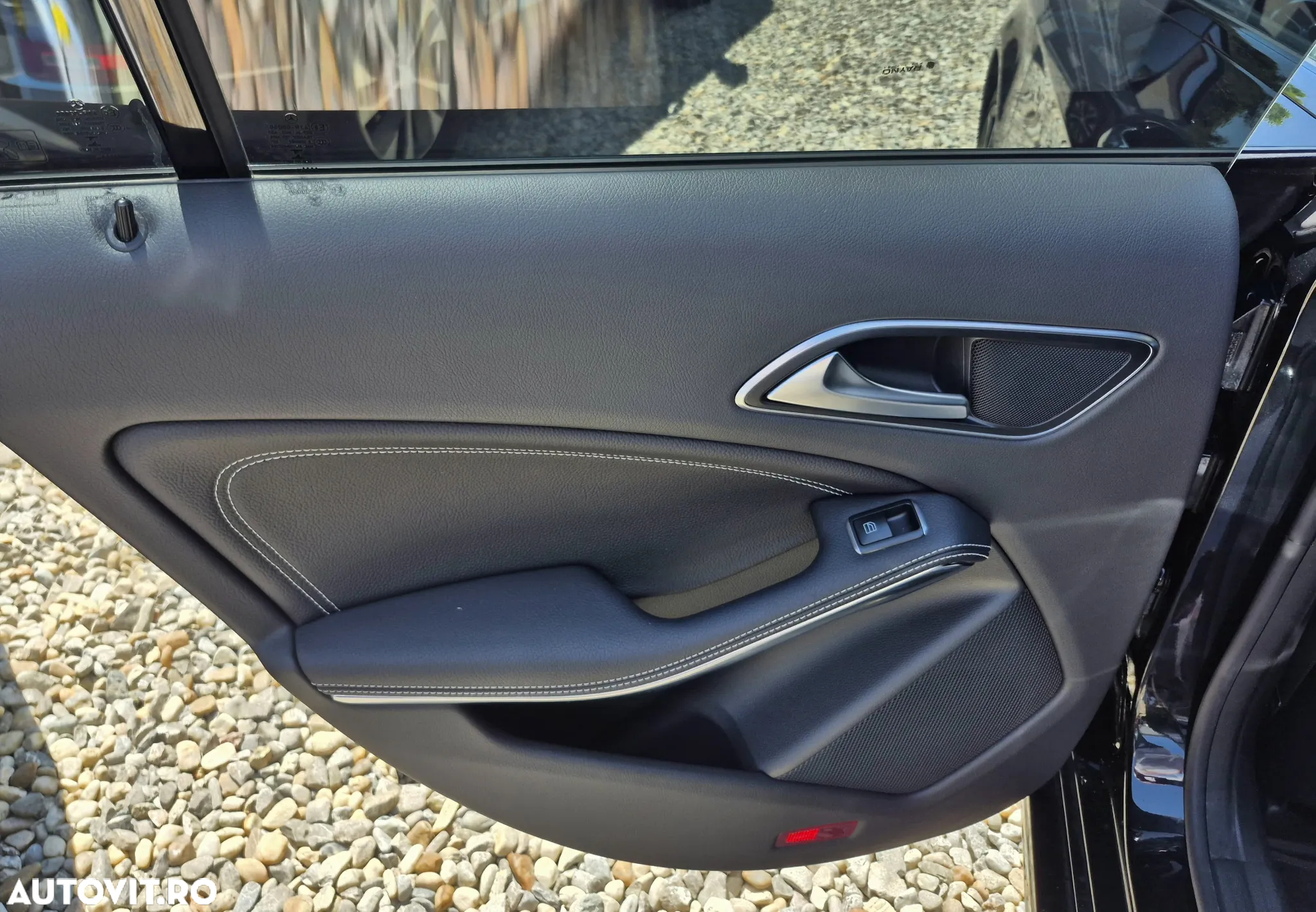 Mercedes-Benz CLA 200 d 4Matic 7G-DCT UrbanStyle Edition - 24