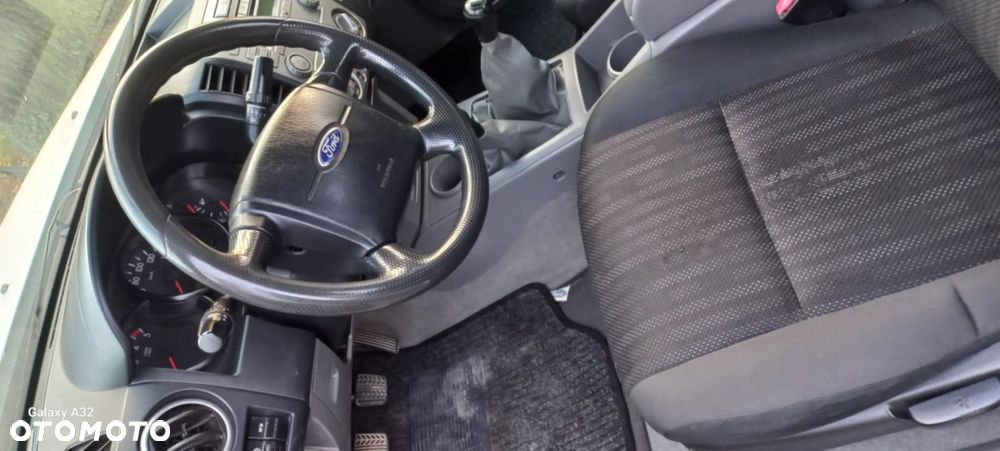 Ford Ranger 2.5 TDCi DC XLT - 11