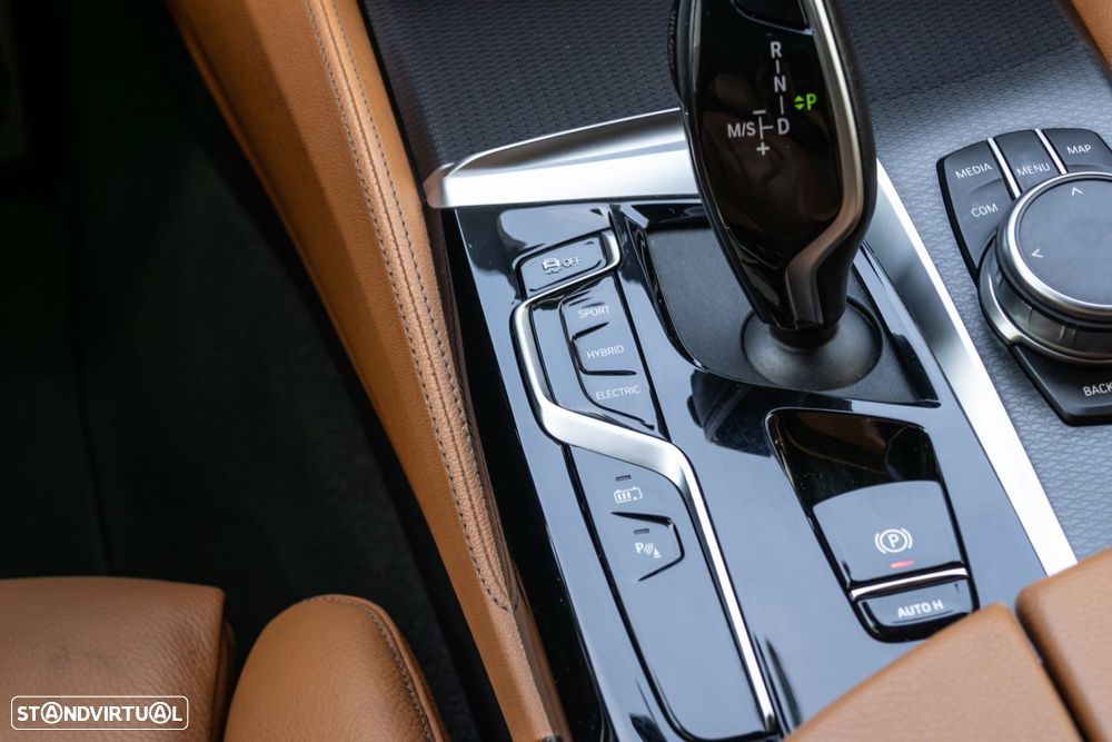 BMW 520 - 25