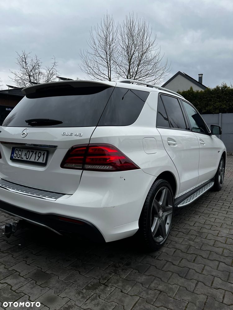 Mercedes-Benz GLE AMG 43 4M 9G-TRONIC AMG Line - 3