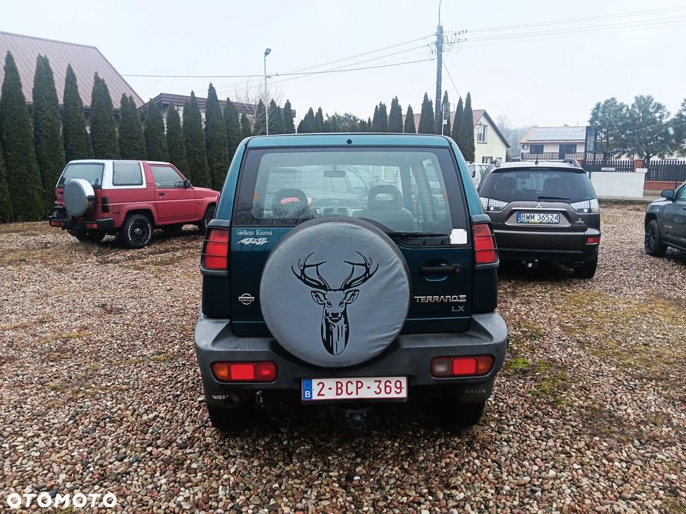 Nissan Terrano - 32