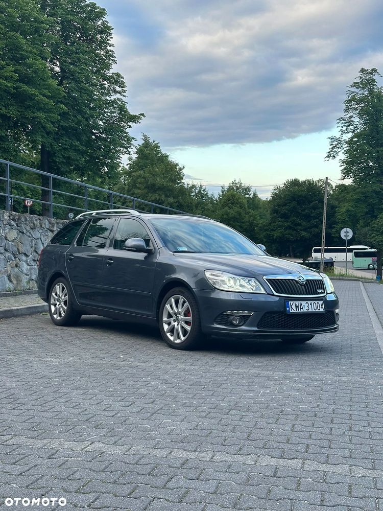 Skoda Octavia 2.0 TDI CR DPF DSG RS - 1