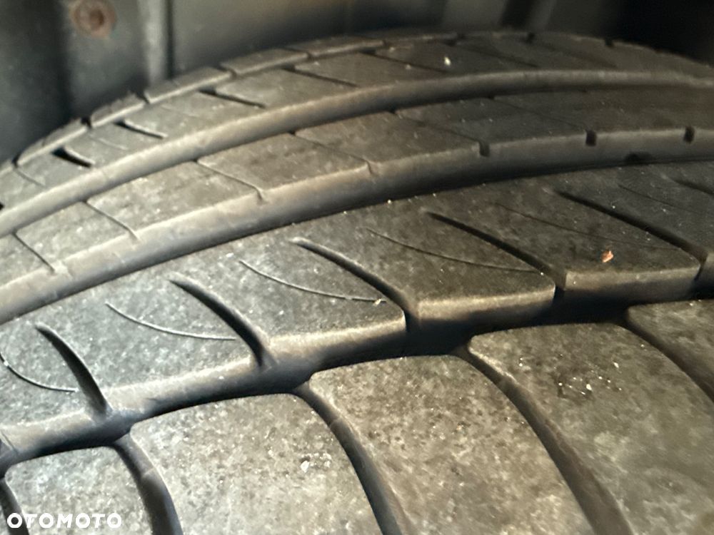 Ford Kuga 2.5 Titanium - 10