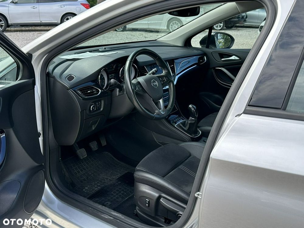 Opel Astra - 10