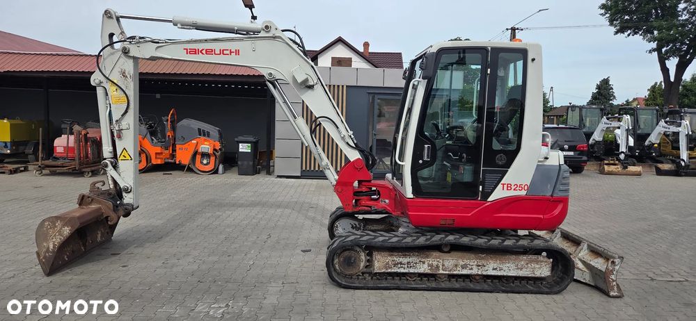 Takeuchi <<Takeuchi TB 250,2008r,wwaga 5 ton, 6800 mtg, sprowadzona>>>> - 1