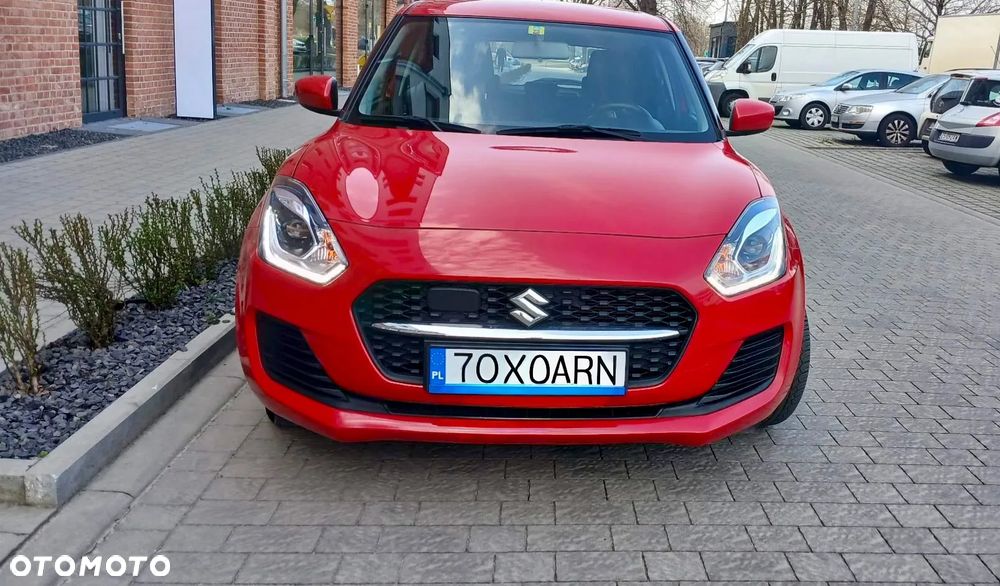 Suzuki Swift 1.2 Dualjet Hybrid Club - 4