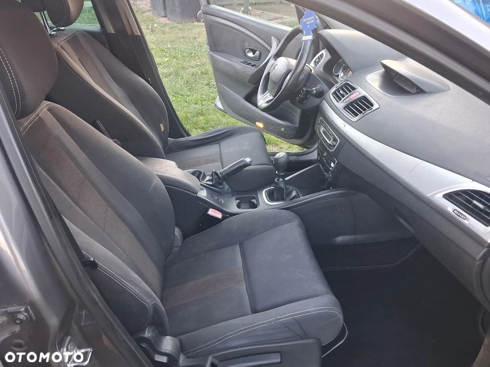 Renault Megane 1.6 16V 110 Dynamique - 19