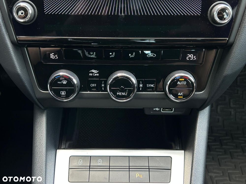 Skoda Octavia 1.8 TSI Ambition - 27