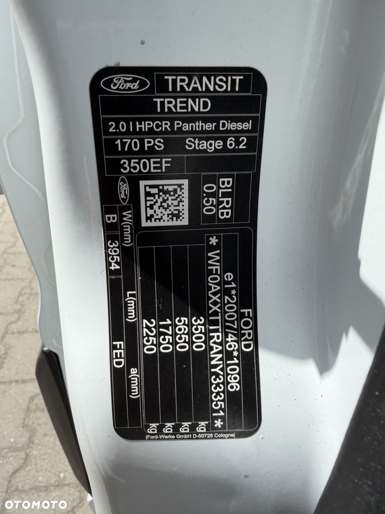 Ford Transit Trend - 32