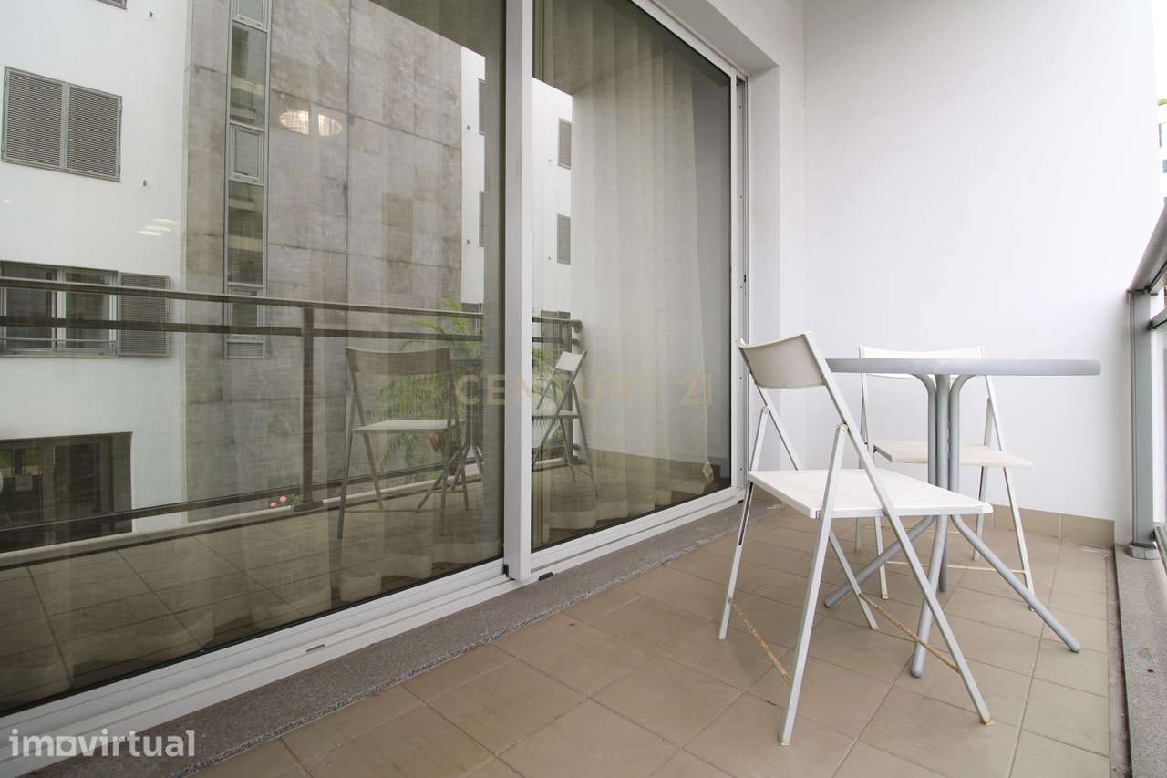 Apartamento T2 em Funchal (São Pedro) com Vista Mar - Grande imagem: 4/24