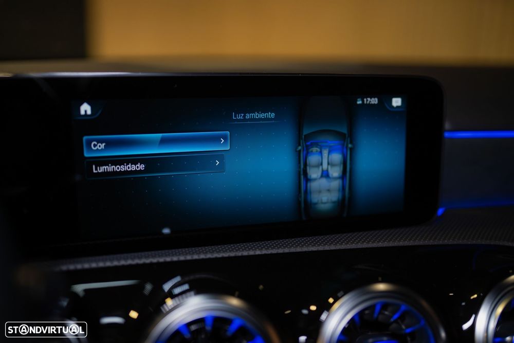 Mercedes-Benz A 250 e 8G-DCT AMG Line - 44