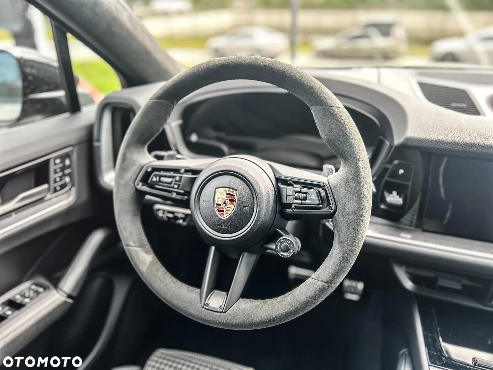 Porsche Cayenne - 13