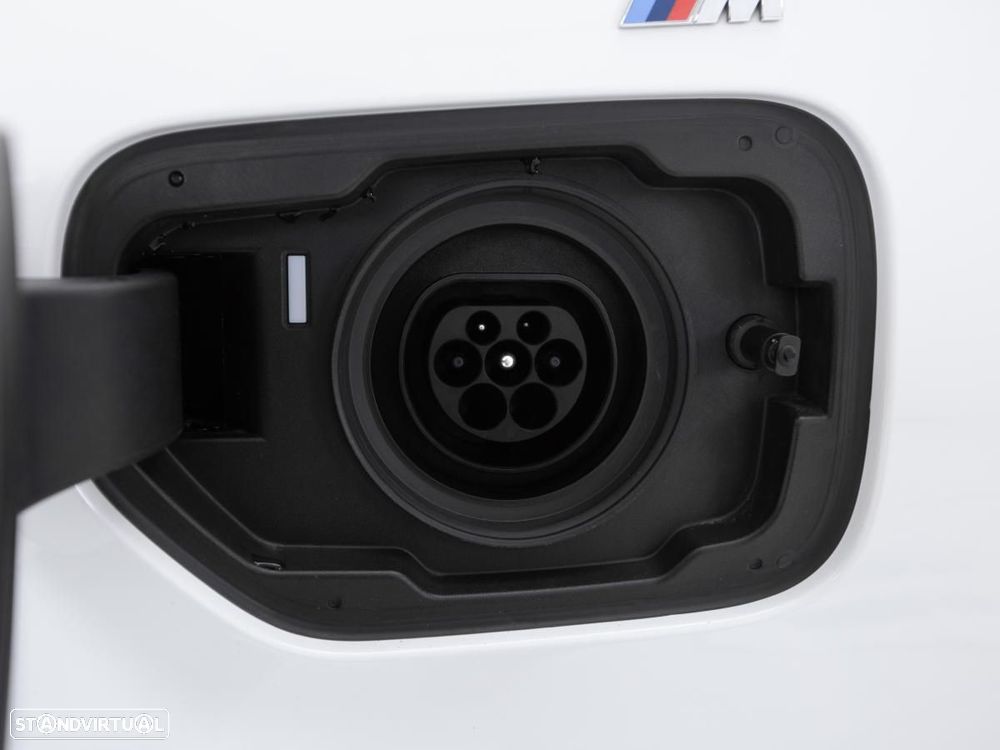 BMW 320 e Pack M Auto - 16