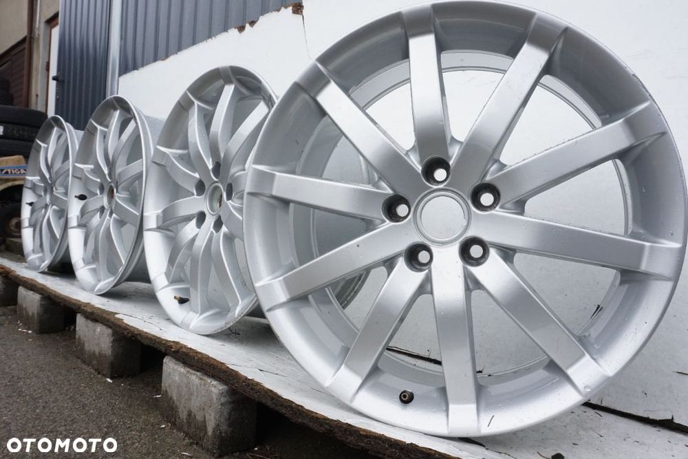 Aston Martin 5x114,3 19 8,5J et50,3 9,5J et62,5 - 3