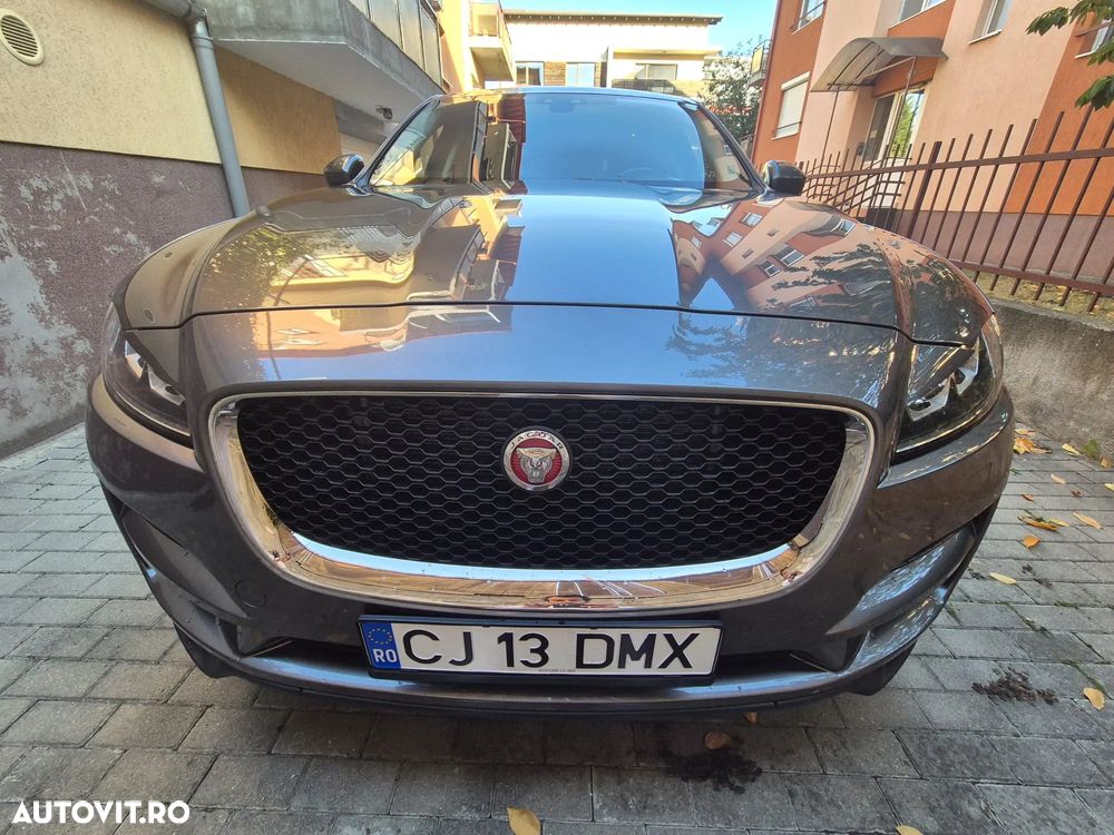 Jaguar F-Pace - 6