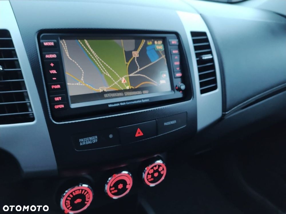 Mitsubishi Outlander 2.0 2WD Invite - 29