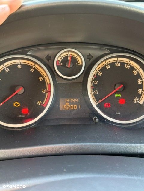 Opel Corsa - 3