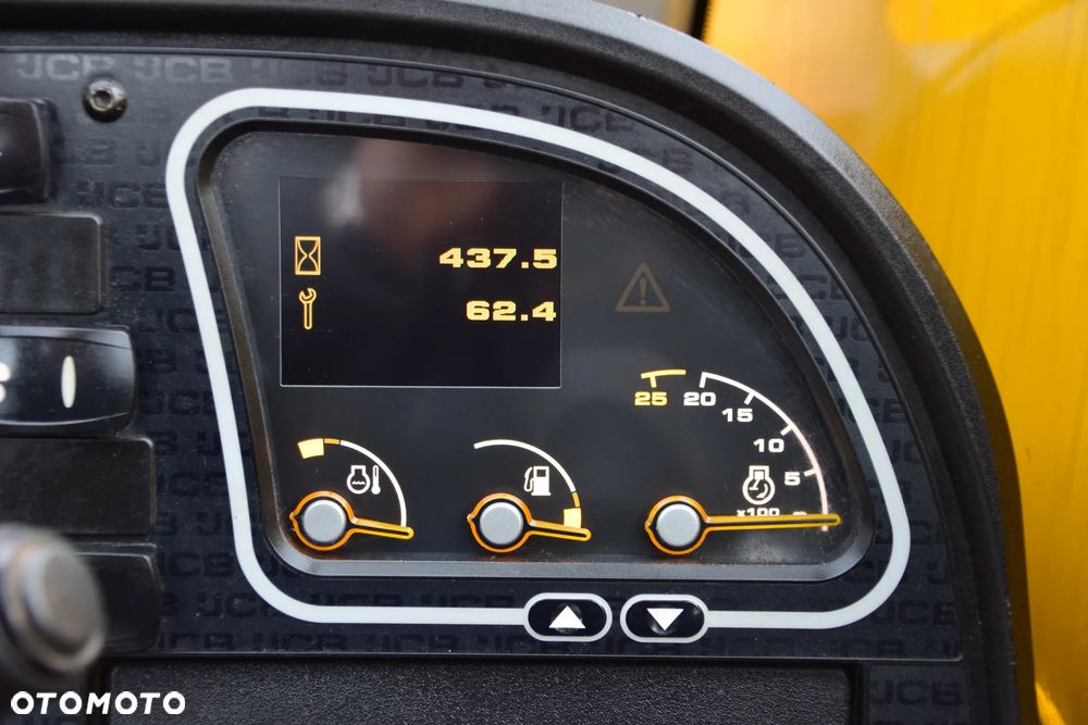 JCB 525-60 HiVIZ - 24