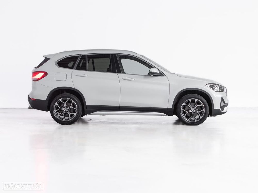 BMW X1 18 d sDrive xLine Auto - 2