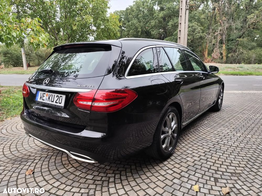 Mercedes-Benz C - 3