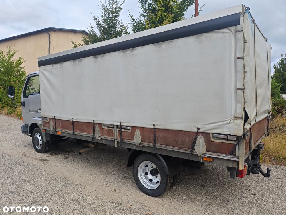 Nissan CABSTAR - 2