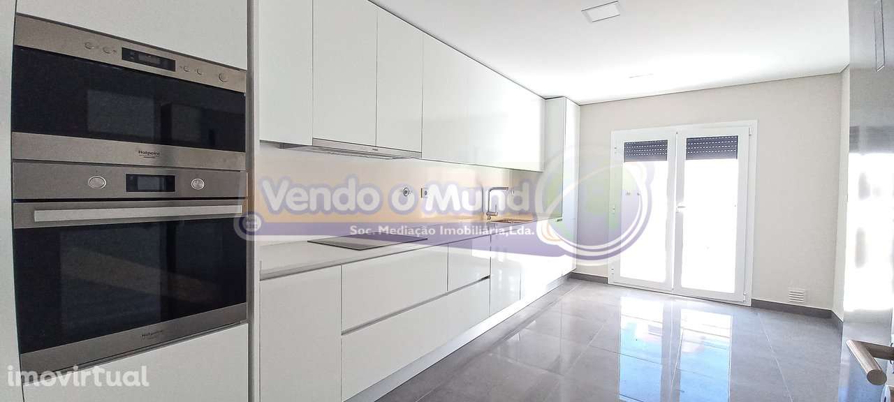 Apartamento T3 em Alverca (ALV194) - Grande imagem: 2/30