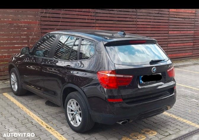 BMW X3 xDrive20d AT Standard - 3
