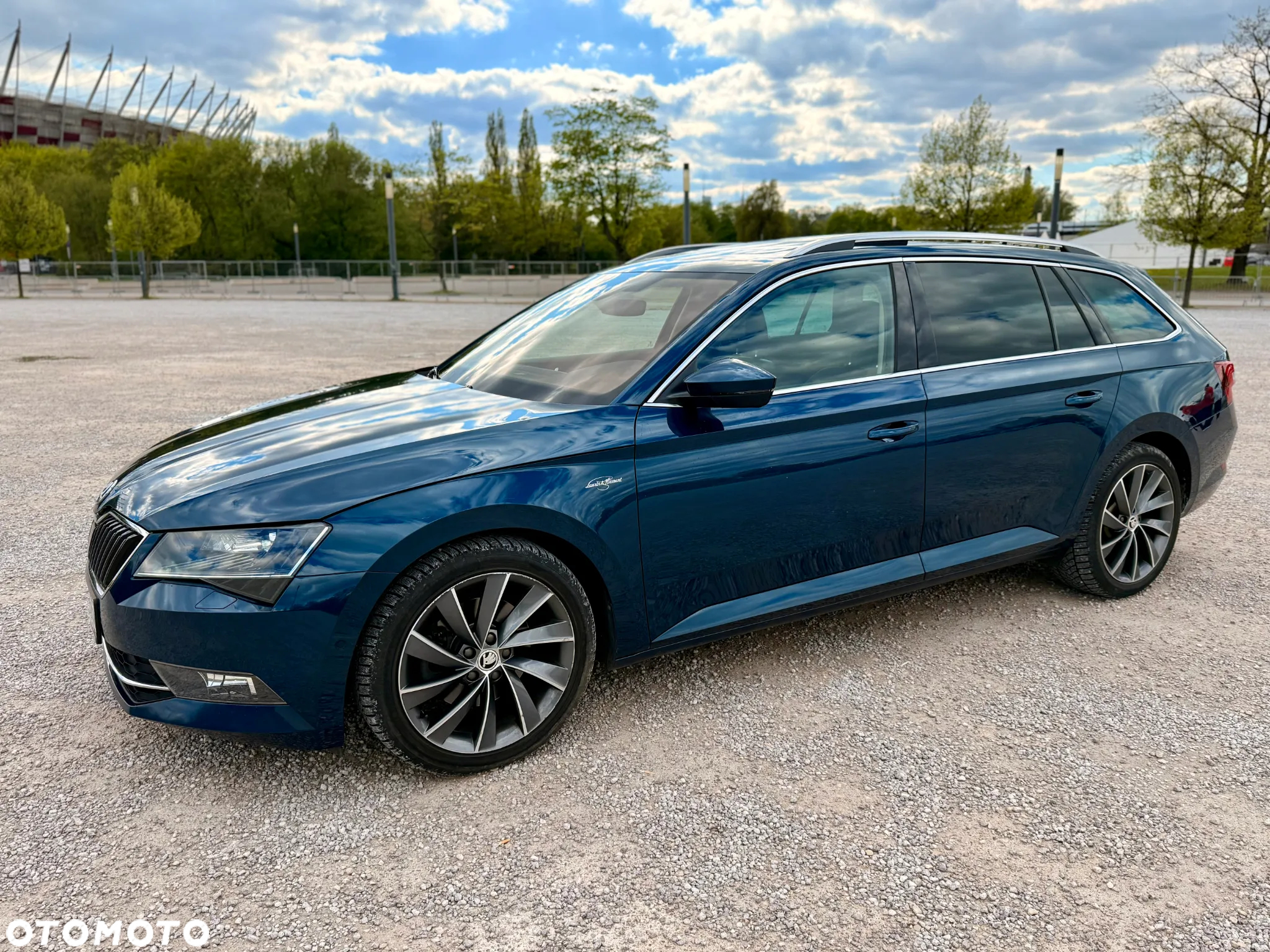 Skoda Superb 2.0 TDI 4x4 L&K DSG - 10
