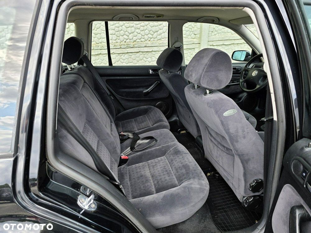 Volkswagen Golf - 21
