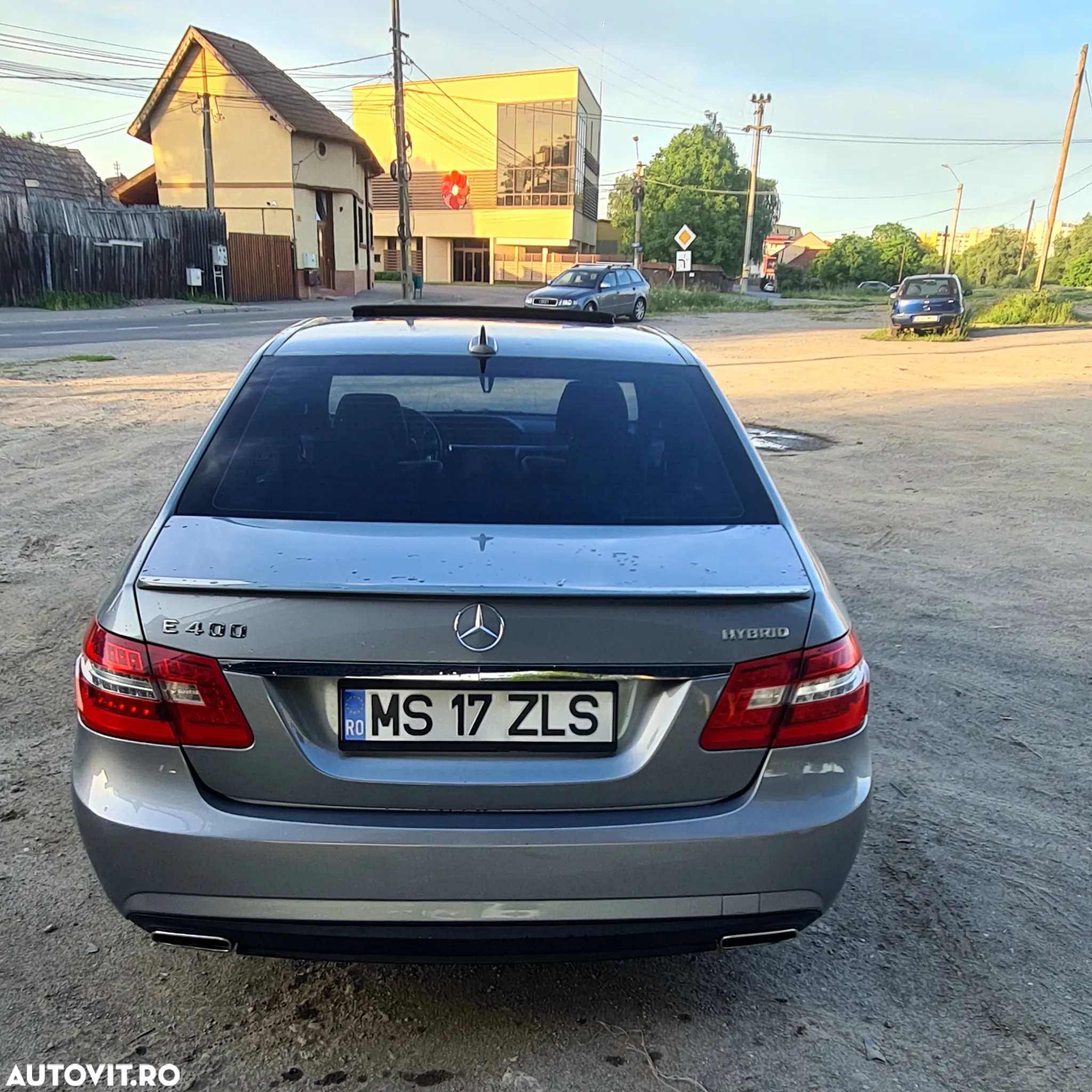 Mercedes-Benz E 400 - 4