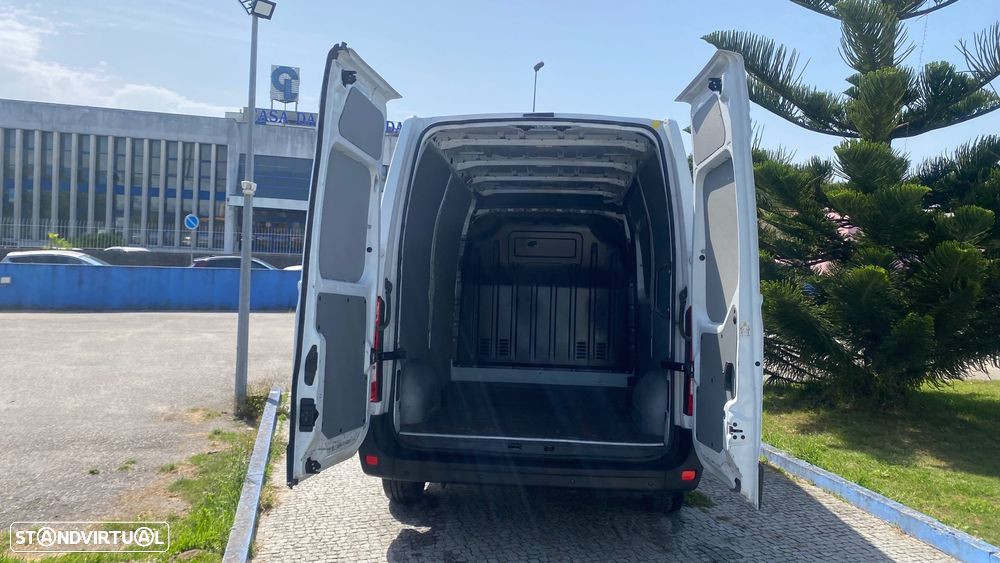 Renault Master III 2.3 dCi L2H2 3.5T - 11