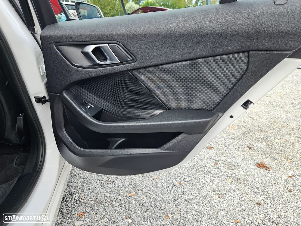 BMW 116 d Advantage Auto - 39