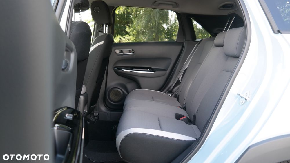 Honda Jazz 1.5 i-MMD Executive Crosstar (Czarny Dach) - 17